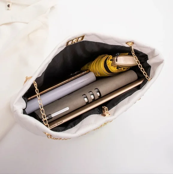 Quilted Chain Tote Bags,Large Capacity Women's Shoulder Bags.Black,Pink & Khaki - Picture 6 of 8